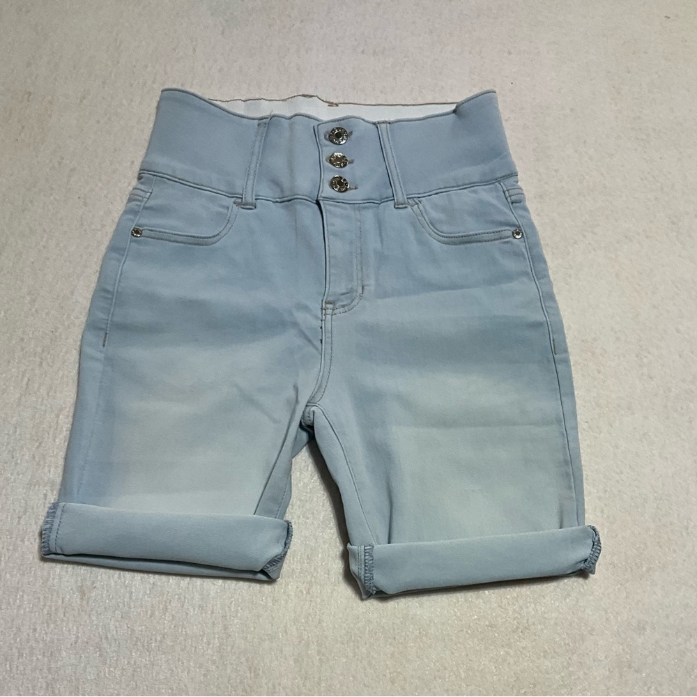 GUESS Corset Light Blue high waist Denim Shorts size: 26 NWOT